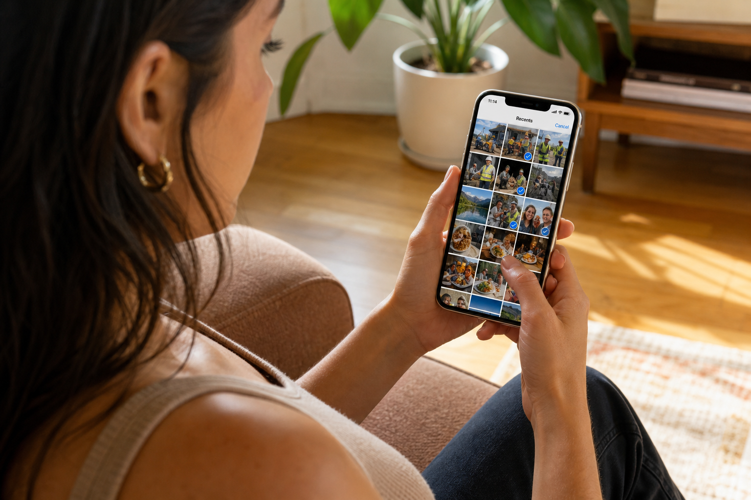 Choosing photos on a phone to file into FWDLink